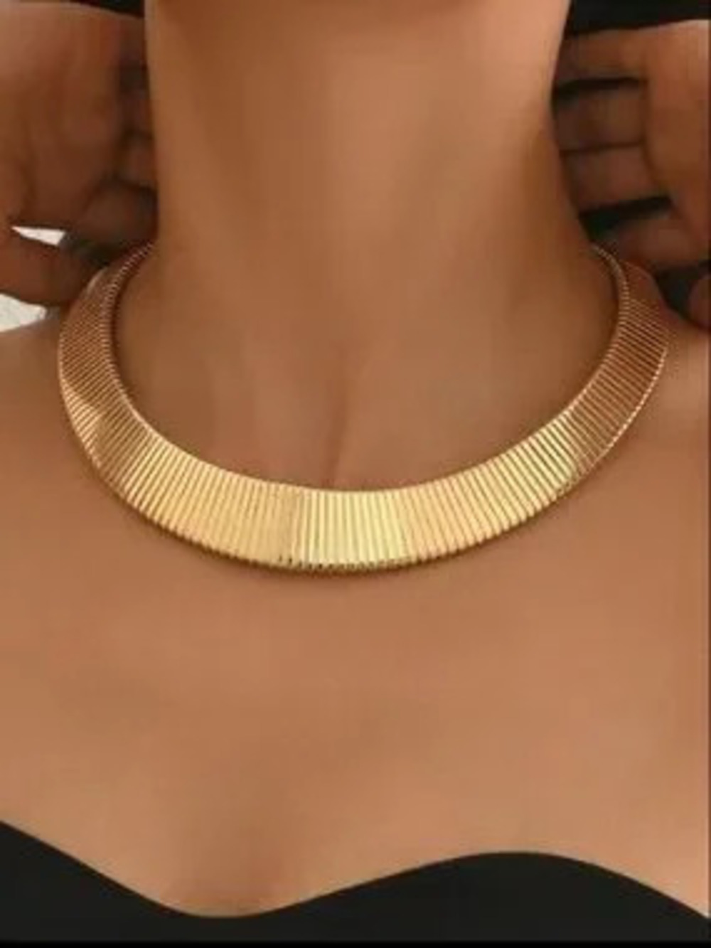 Sculptural Gold Ribbed Omega Choker - Picture 3 of 5